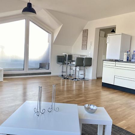 Schoenes Erwachen Im Frankfurter Penthouse فرانكفورت المظهر الخارجي الصورة